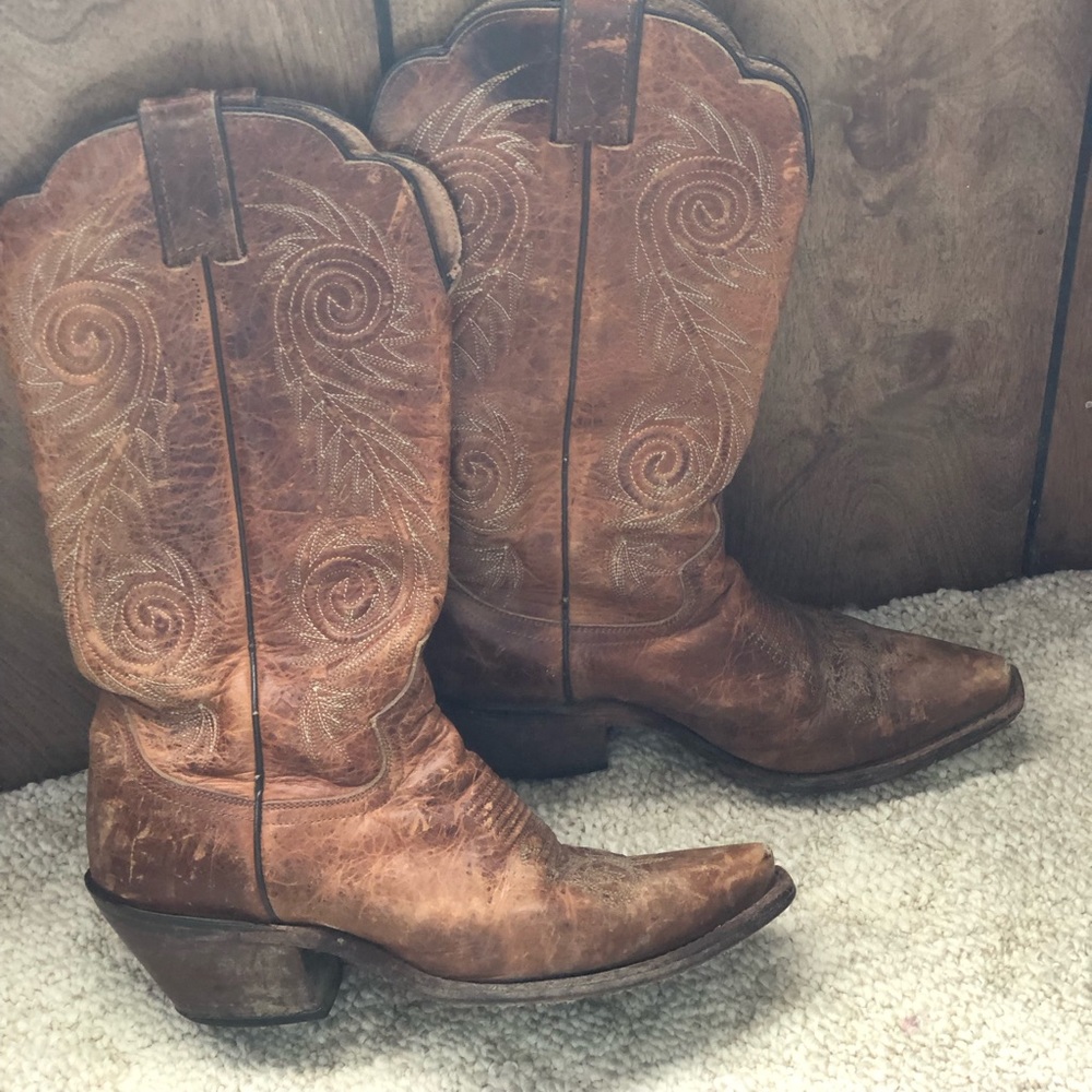 Women’s Justin boots size 7
